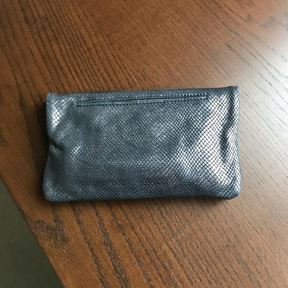 NWT Hammitt “Pierce” Silver Crossbody Handbag/Wallet - Picture 10 of 12